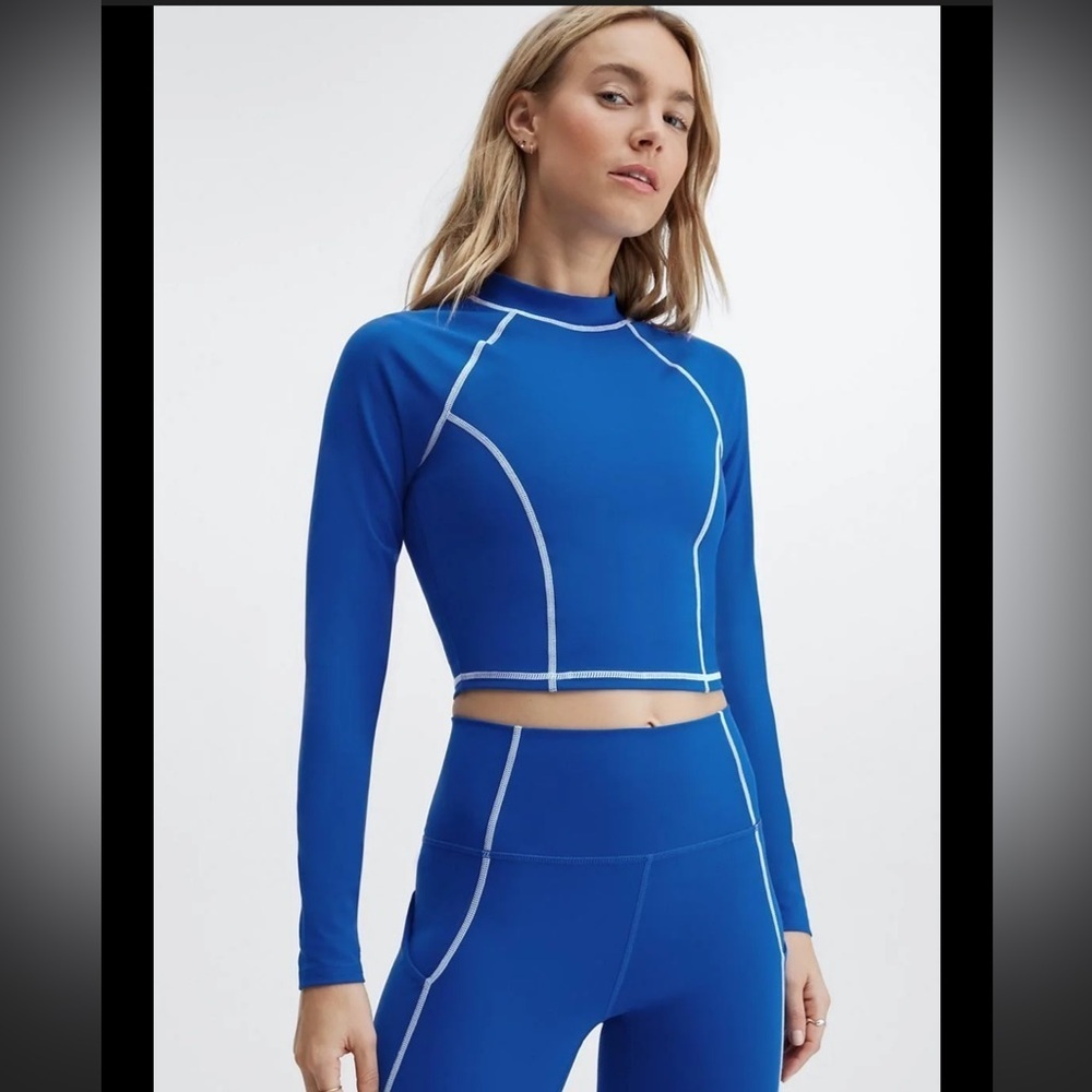 Fabletics Yasmin Long Sleeve Crop Top XL | Blue Mock Neck Contrast Stitch NWT